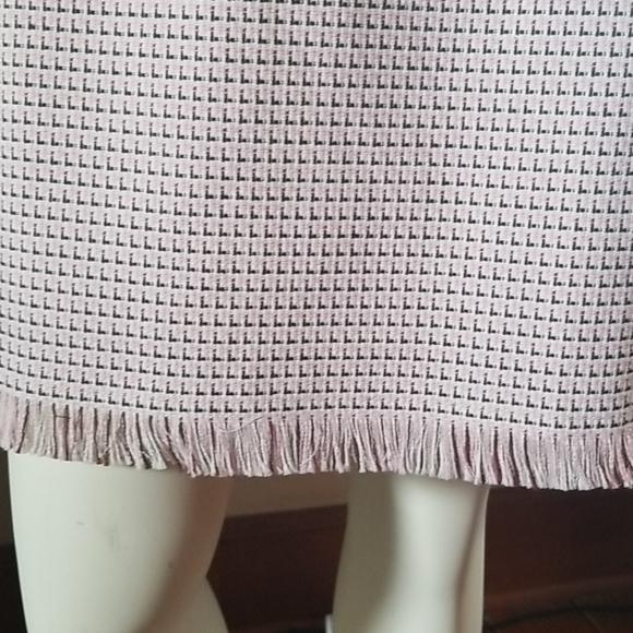 LOFT Dresses & Skirts - COPY - HOST PICK ~ LOFT tweed fringe-hem dress